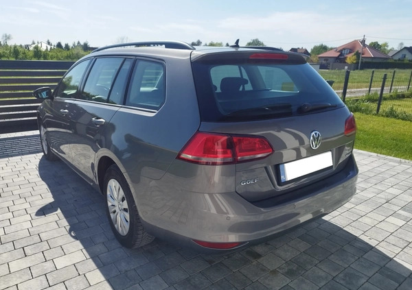 Volkswagen Golf cena 32900 przebieg: 205000, rok produkcji 2013 z Tarnobrzeg małe 211